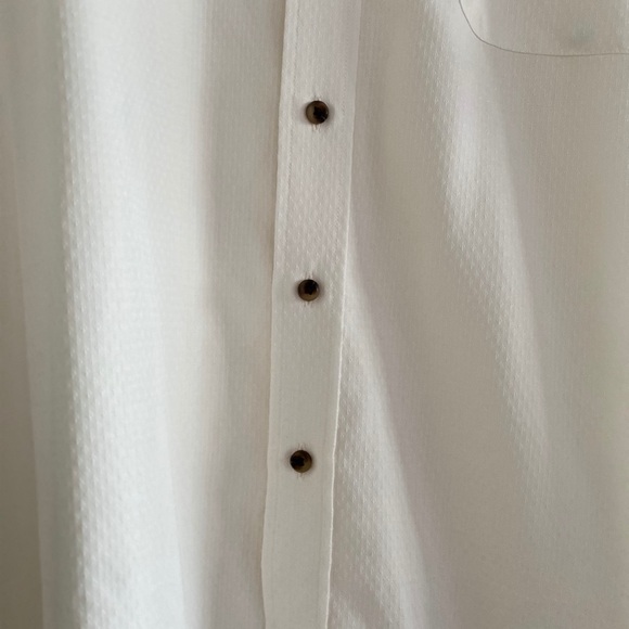 ROUND TREE & YORK WHITE BUTTON UP SHIRT - Picture 4 of 9
